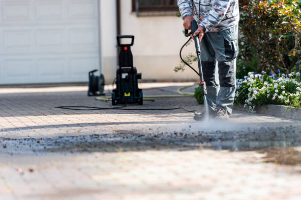 Why Choose Our Certified Pressure Washing Experts for Your Project Needs in Mooresville, IN?